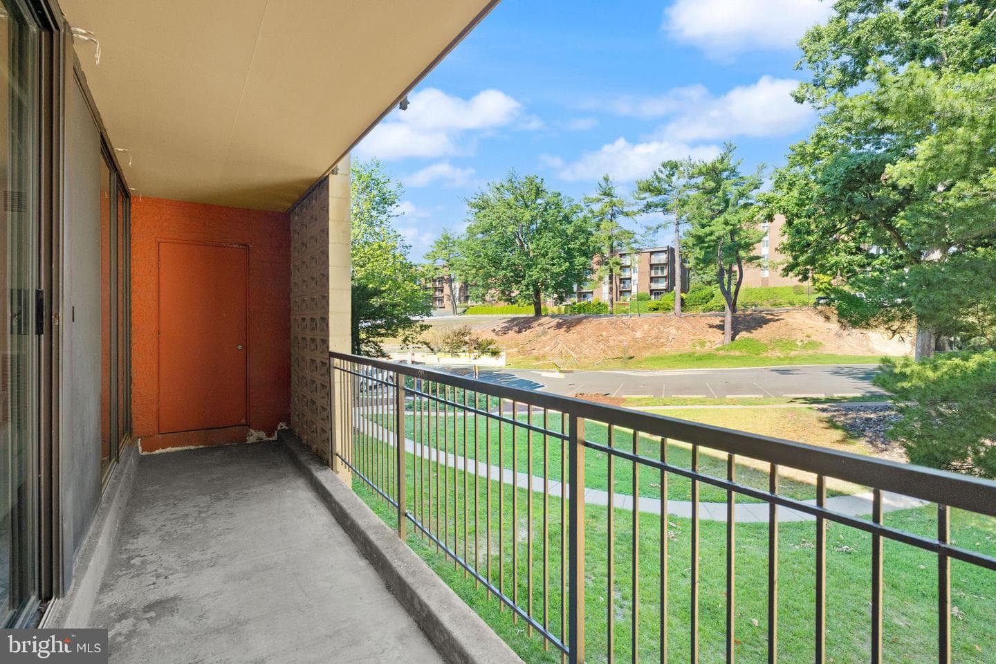 12 Van Dorn #405 photo 49