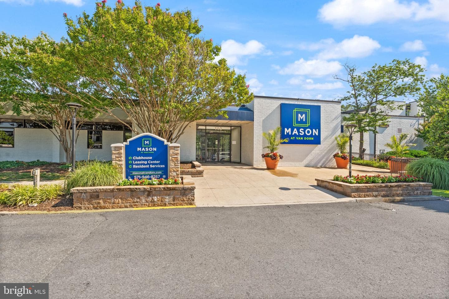 12 Van Dorn #405 photo 52