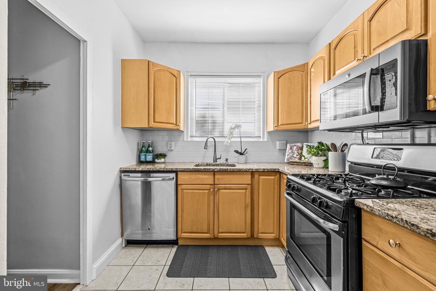 3484 Martha Custis Drive photo 15