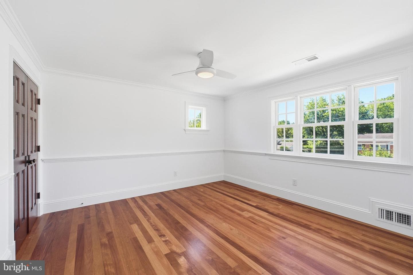 1337 Kingston Avenue photo 38