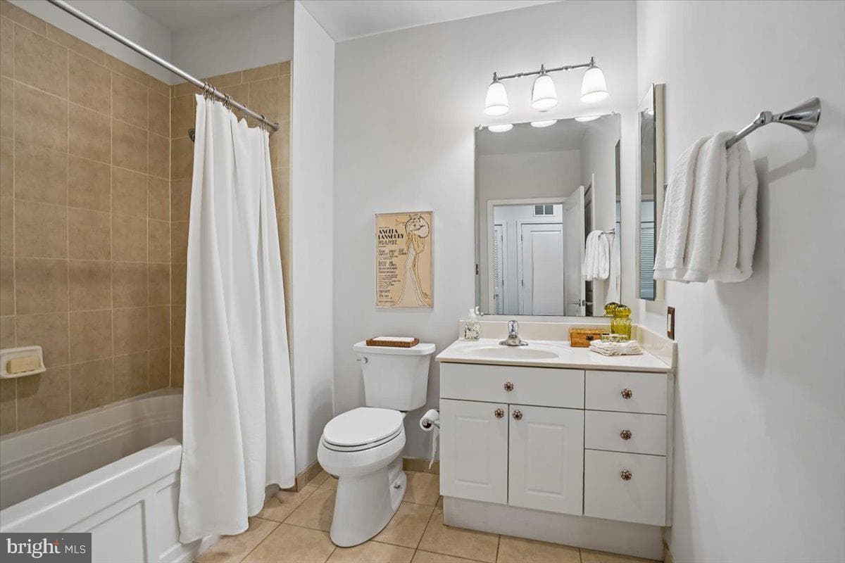 181 E Reed Avenue #203 photo 24