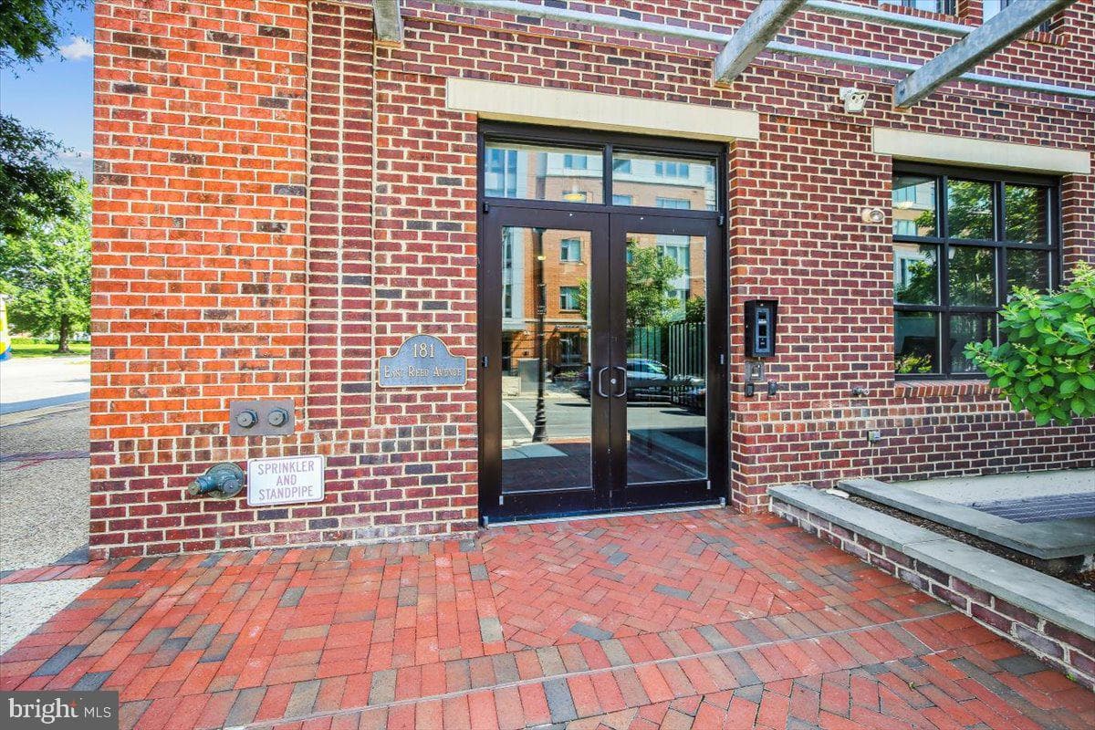 181 E Reed Avenue #203 photo 41