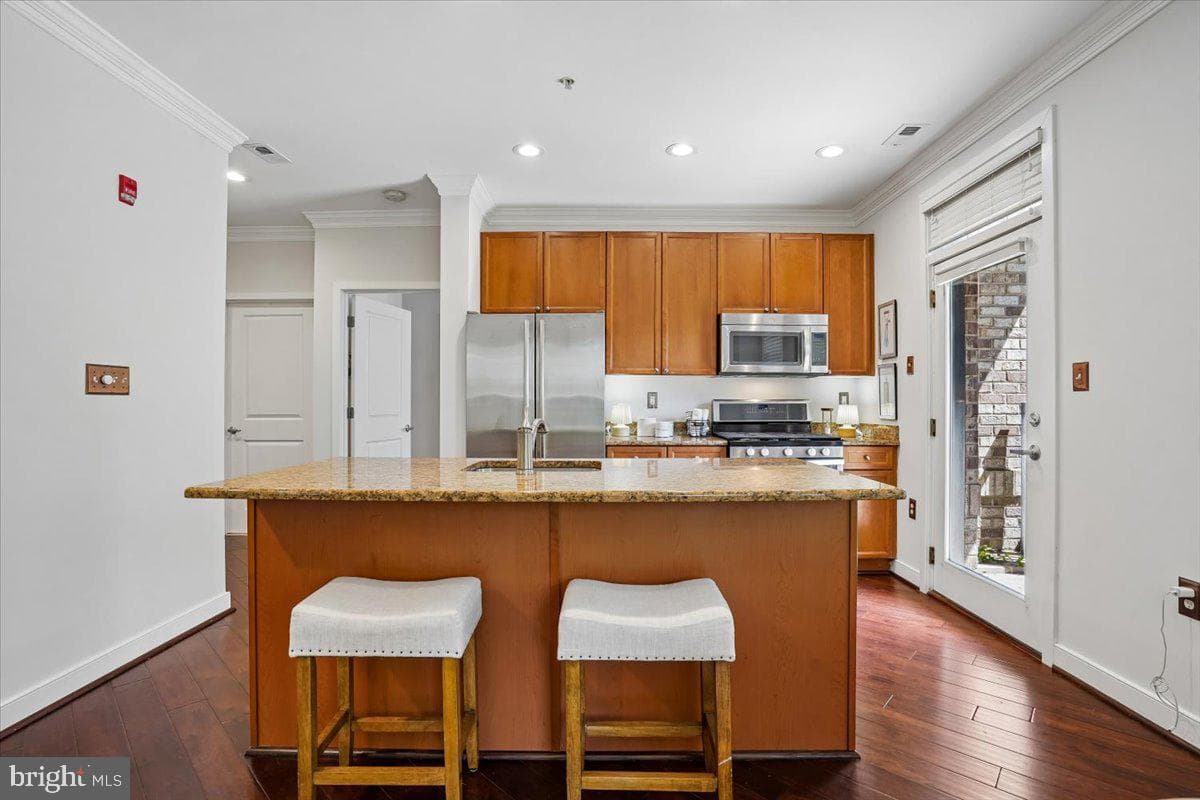 181 E Reed Avenue #203 photo 8