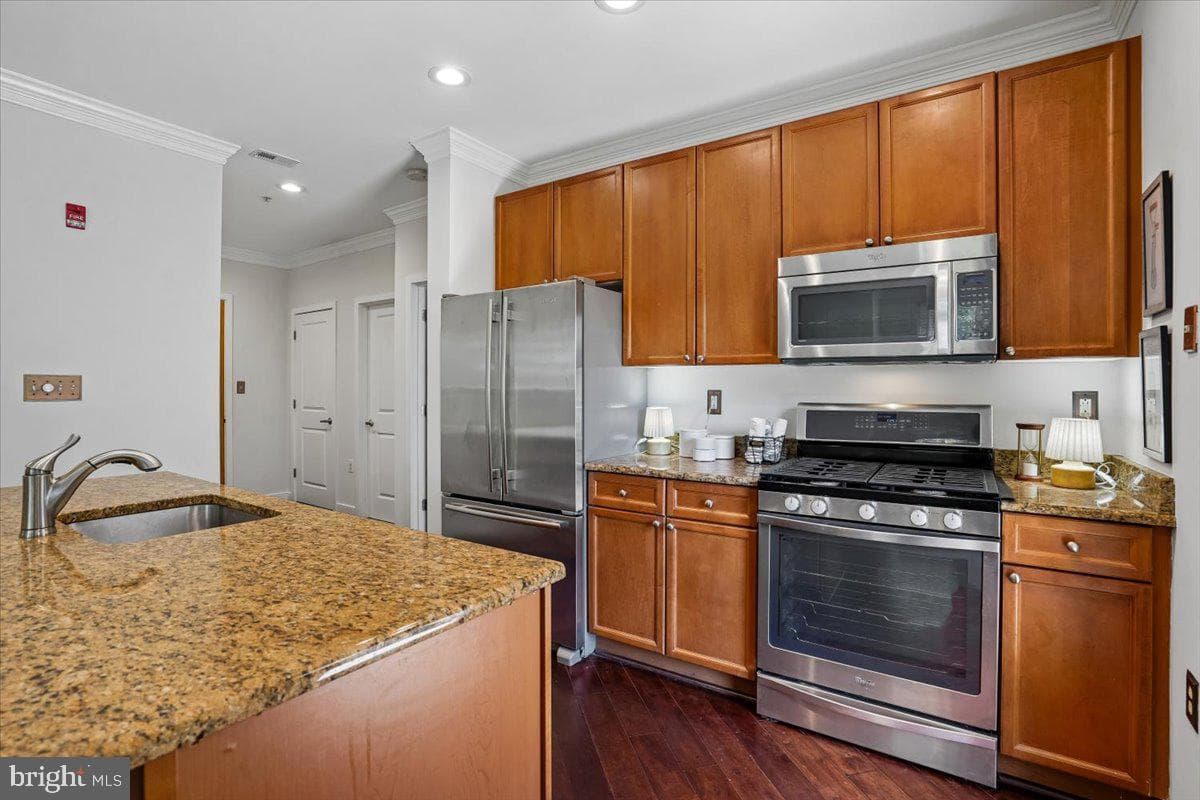 181 E Reed Avenue #203 photo 9