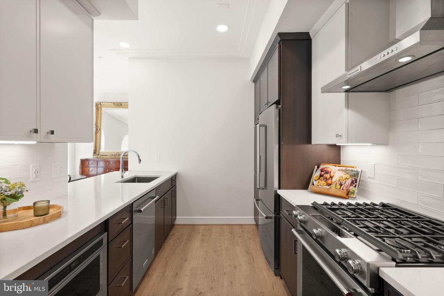625 Slaters Lane #401 photo 8