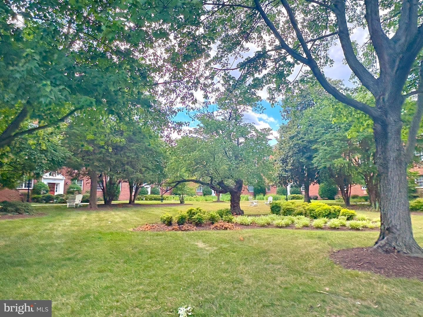 1708 W Abingdon Drive #301 photo 22