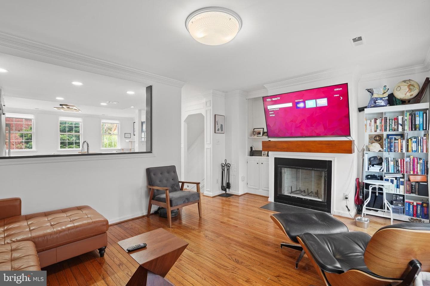 686 S Columbus Street photo 14