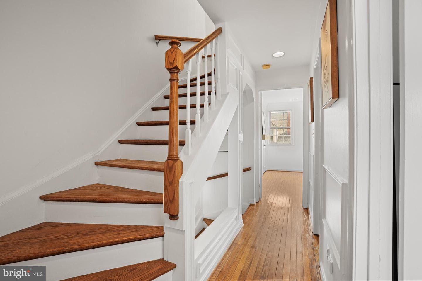 686 S Columbus Street photo 24