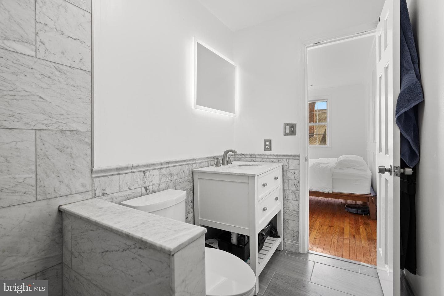 686 S Columbus Street photo 31
