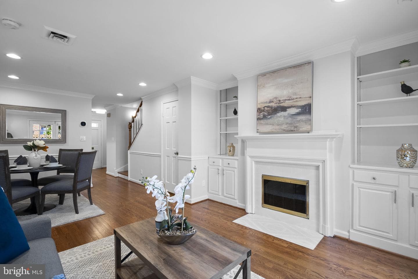 668 S Columbus Street photo 10