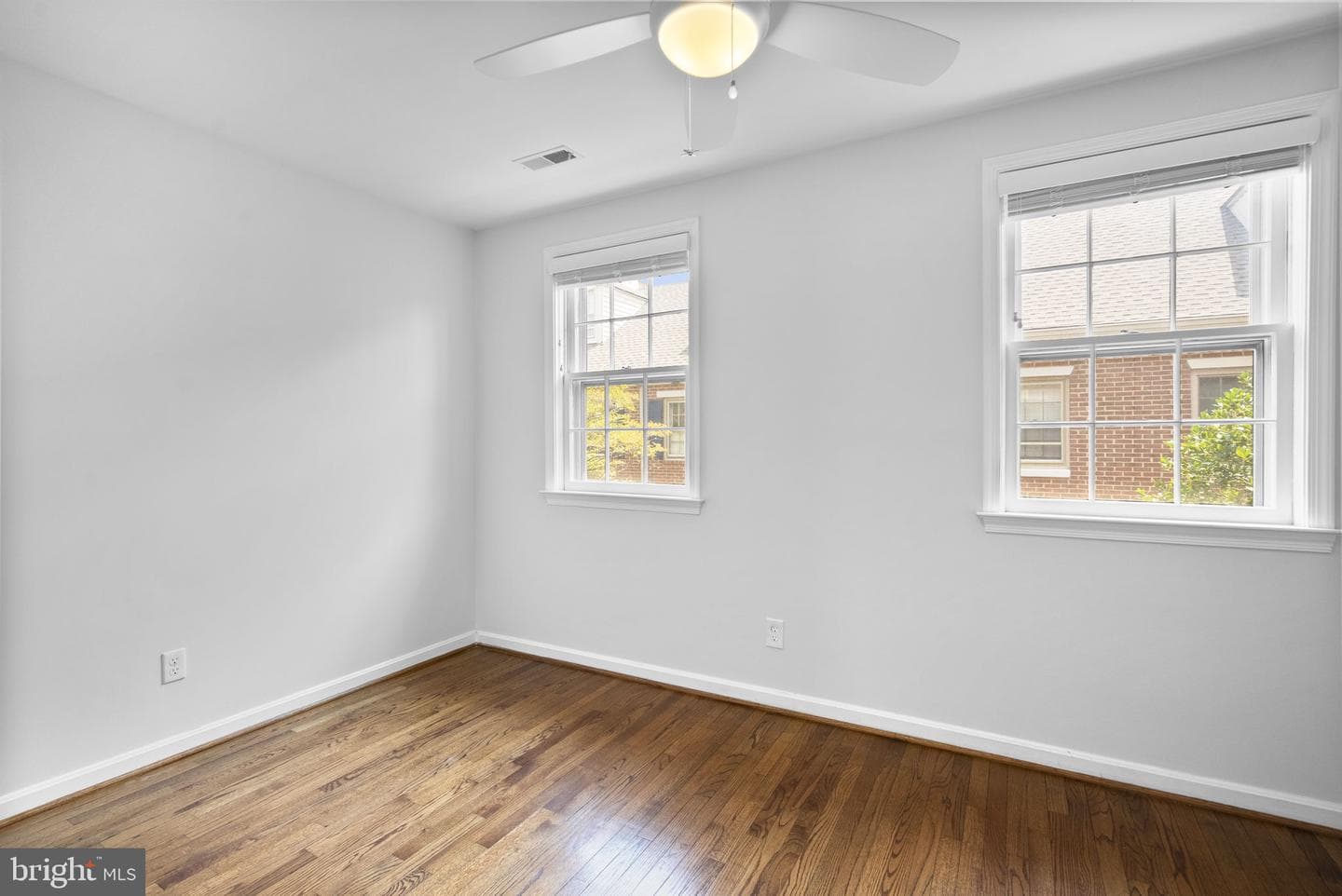 668 S Columbus Street photo 18