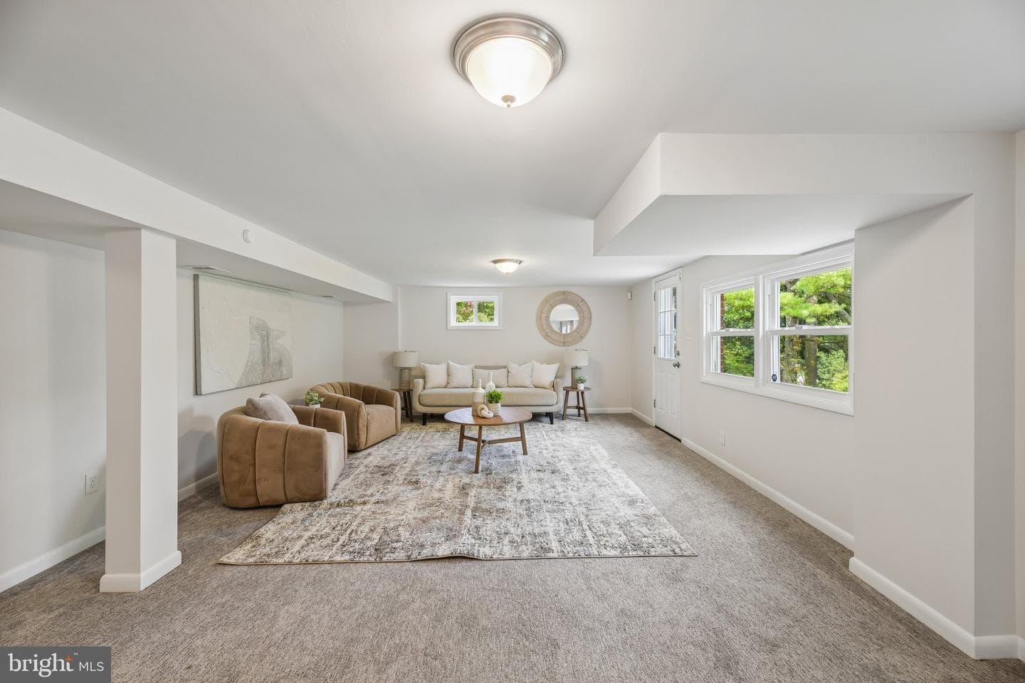 1111 Archer Court photo 40