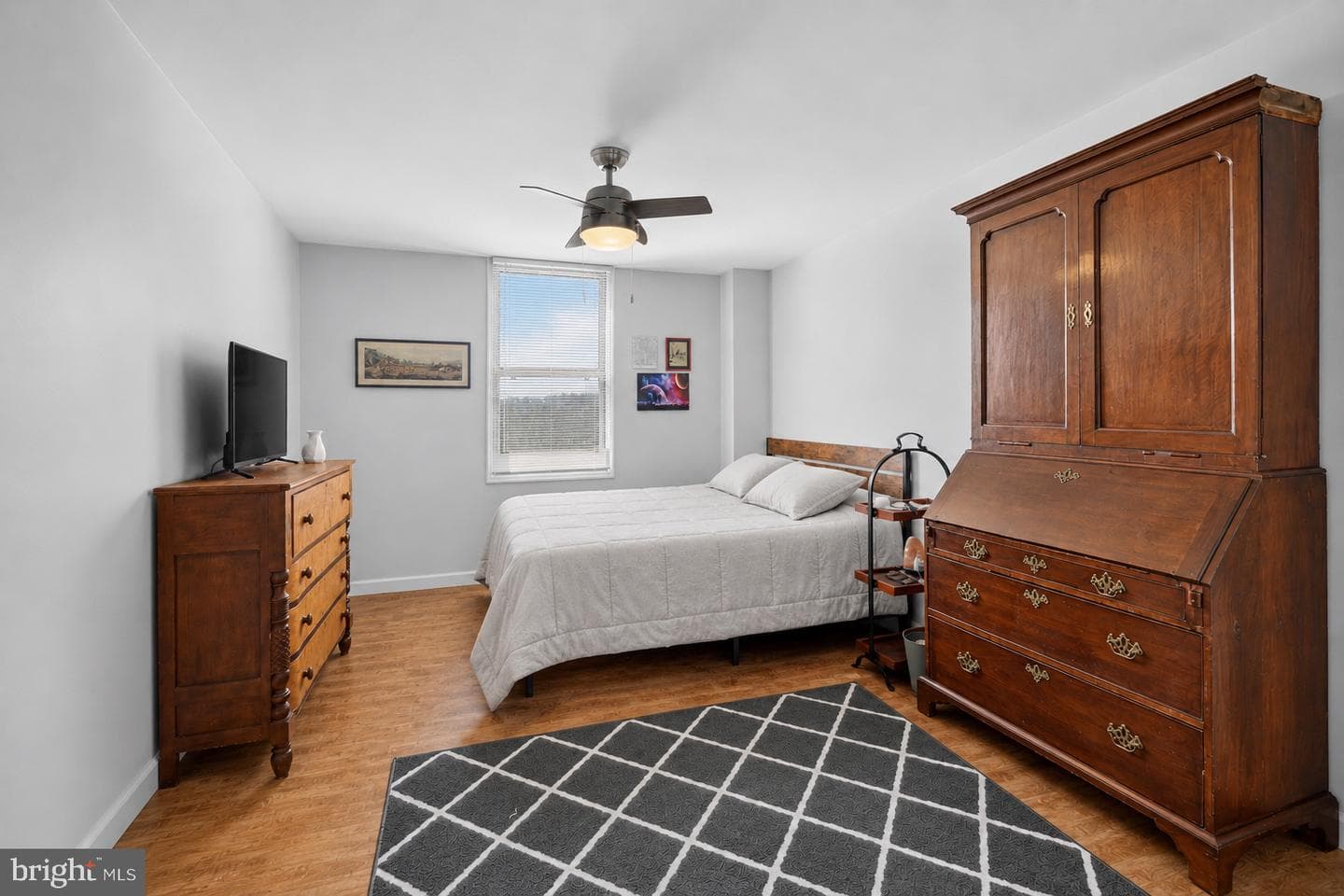 4600 Duke Street #913 photo 14