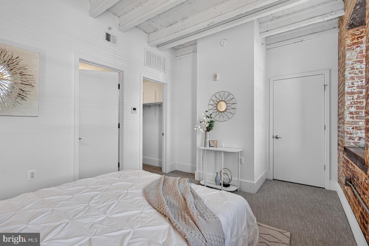 515 N Washington Street #105 photo 26