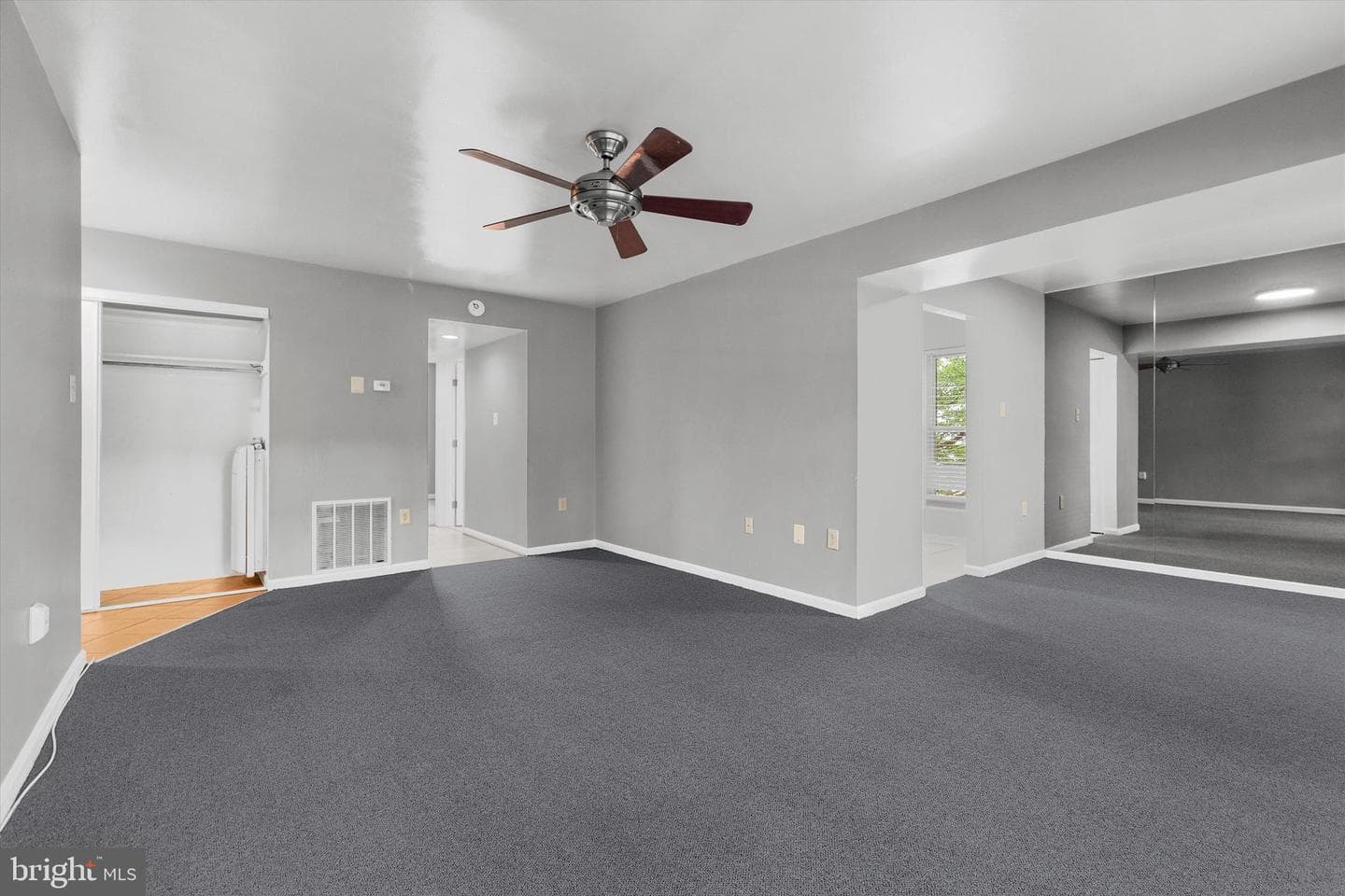 2 Canterbury Square #202 photo 12