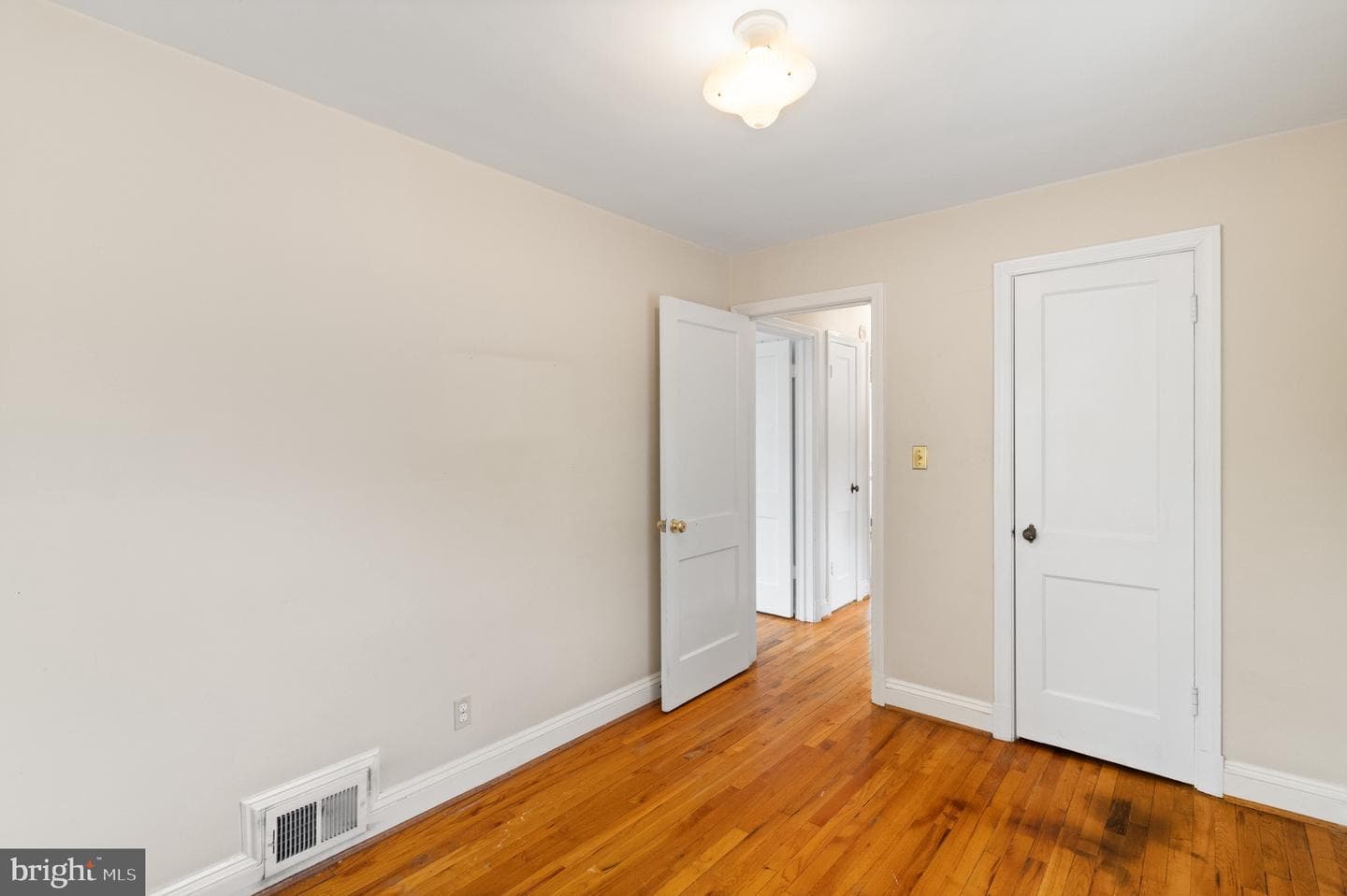 2317 Valley Drive photo 25