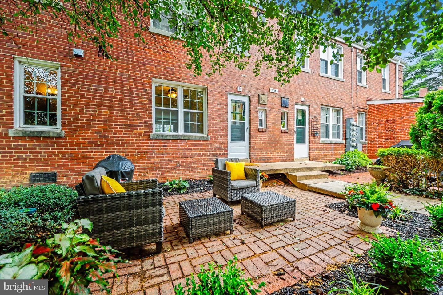 211 E Glebe Road #d photo 3