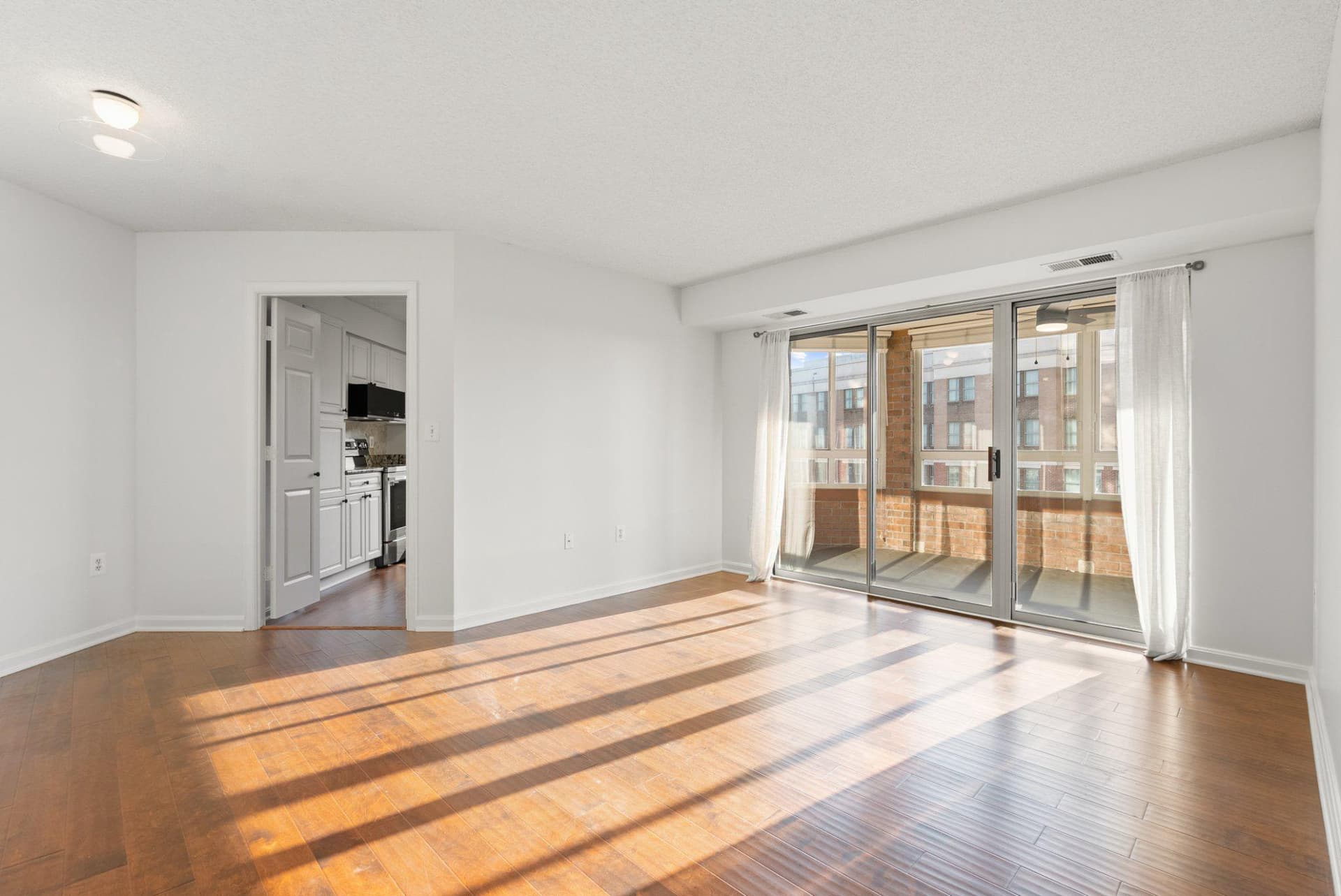 2181 Jamieson Avenue #1402 photo 7