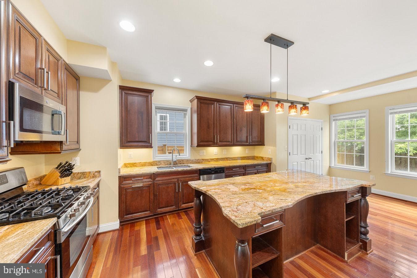 33 Donelson Street photo 11