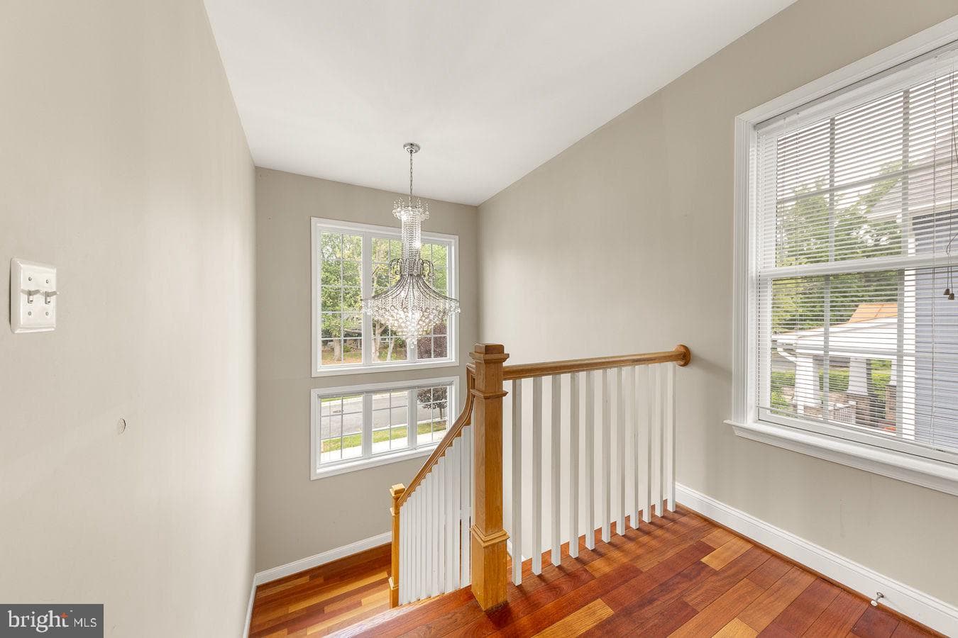 33 Donelson Street photo 18