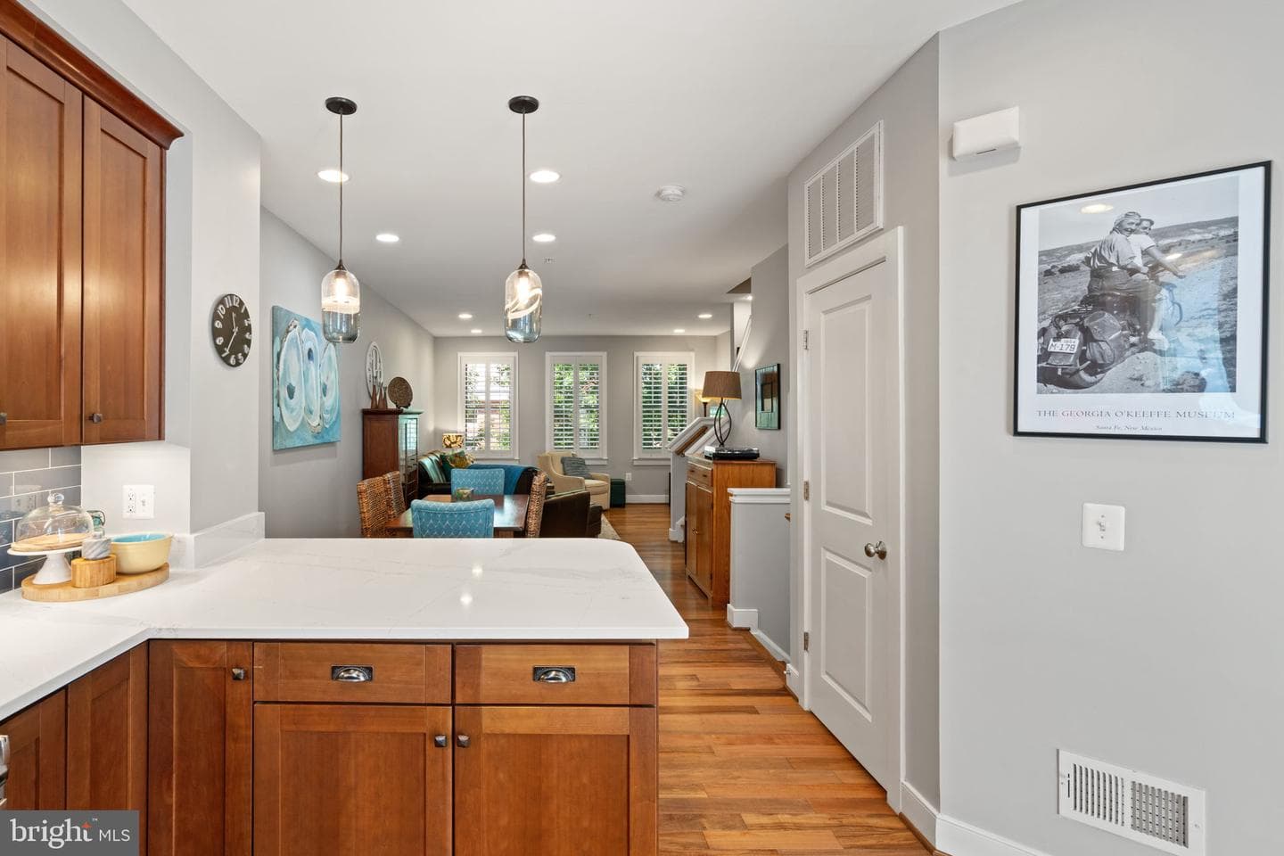 727 N Alfred Street photo 16