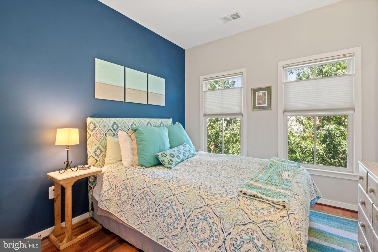 727 N Alfred Street photo 34