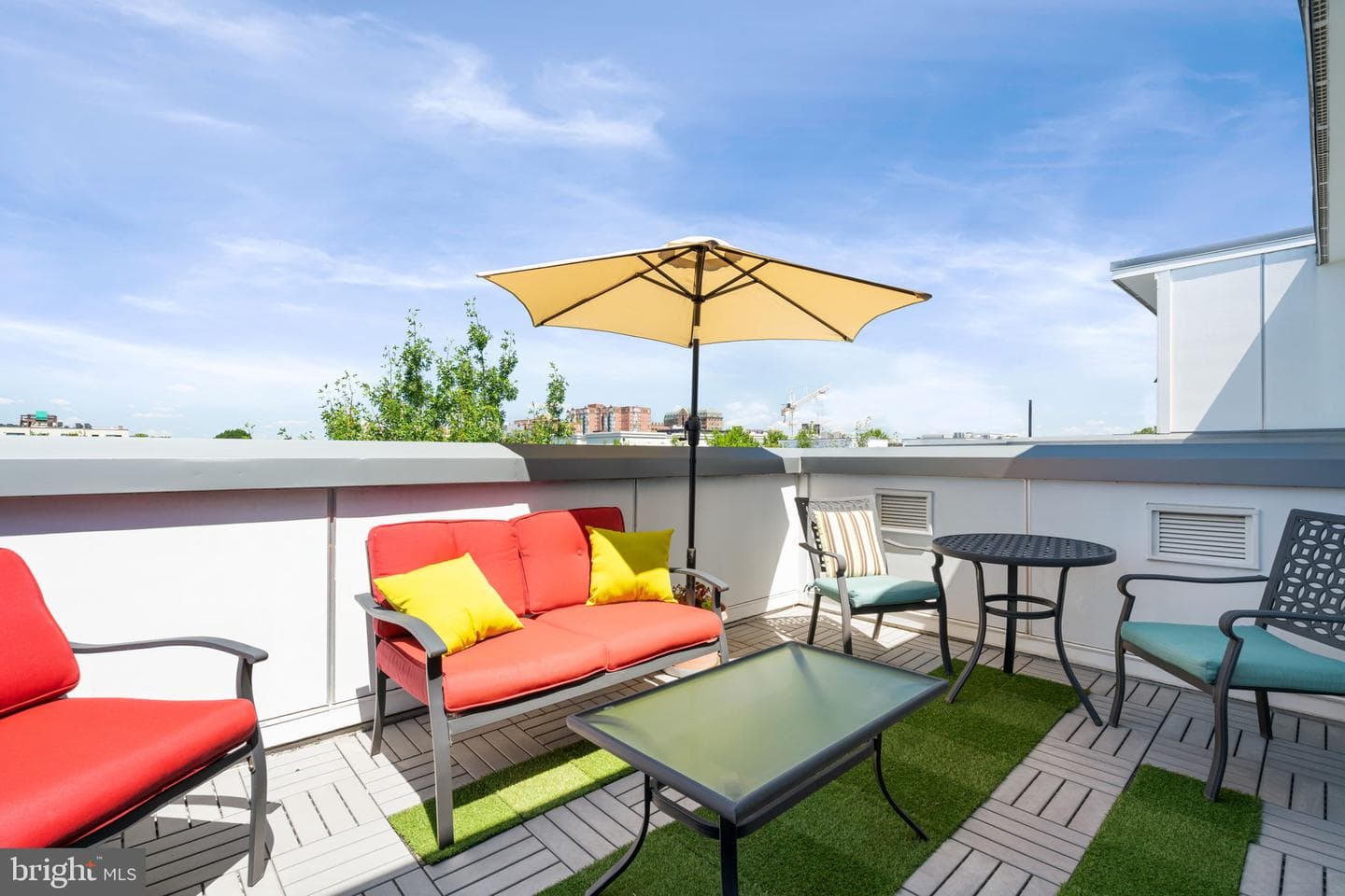 727 N Alfred Street photo 47