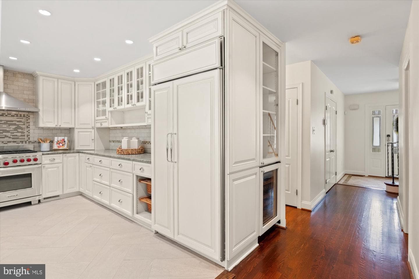 301 Columbia Road photo 15