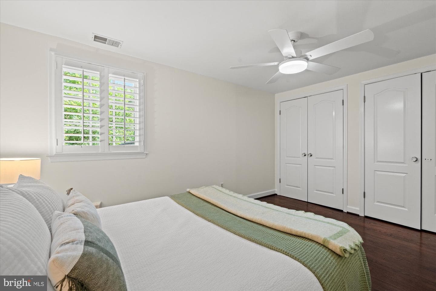 301 Columbia Road photo 51