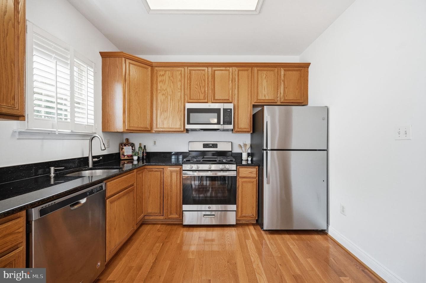 112 Cahill Drive photo 4