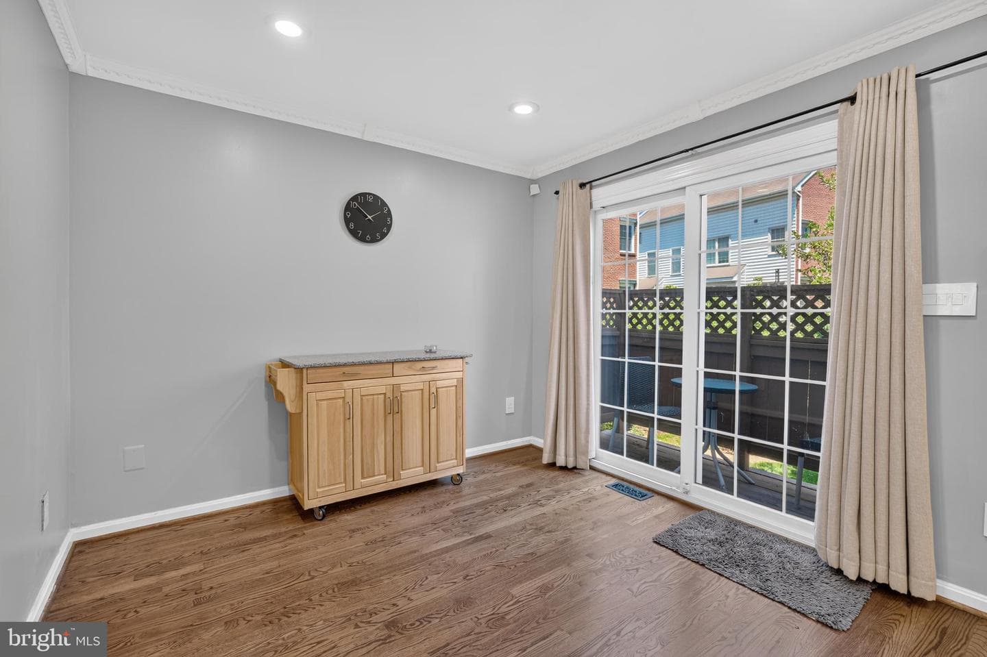 4659 Lambert Drive photo 4