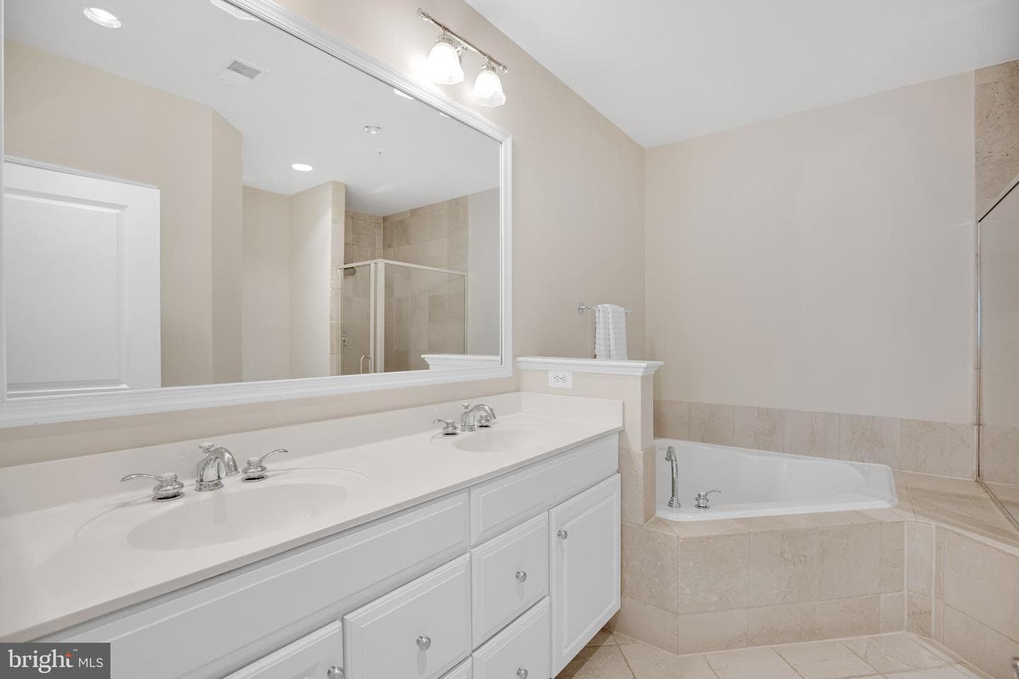 714 Bracey Lane photo 33