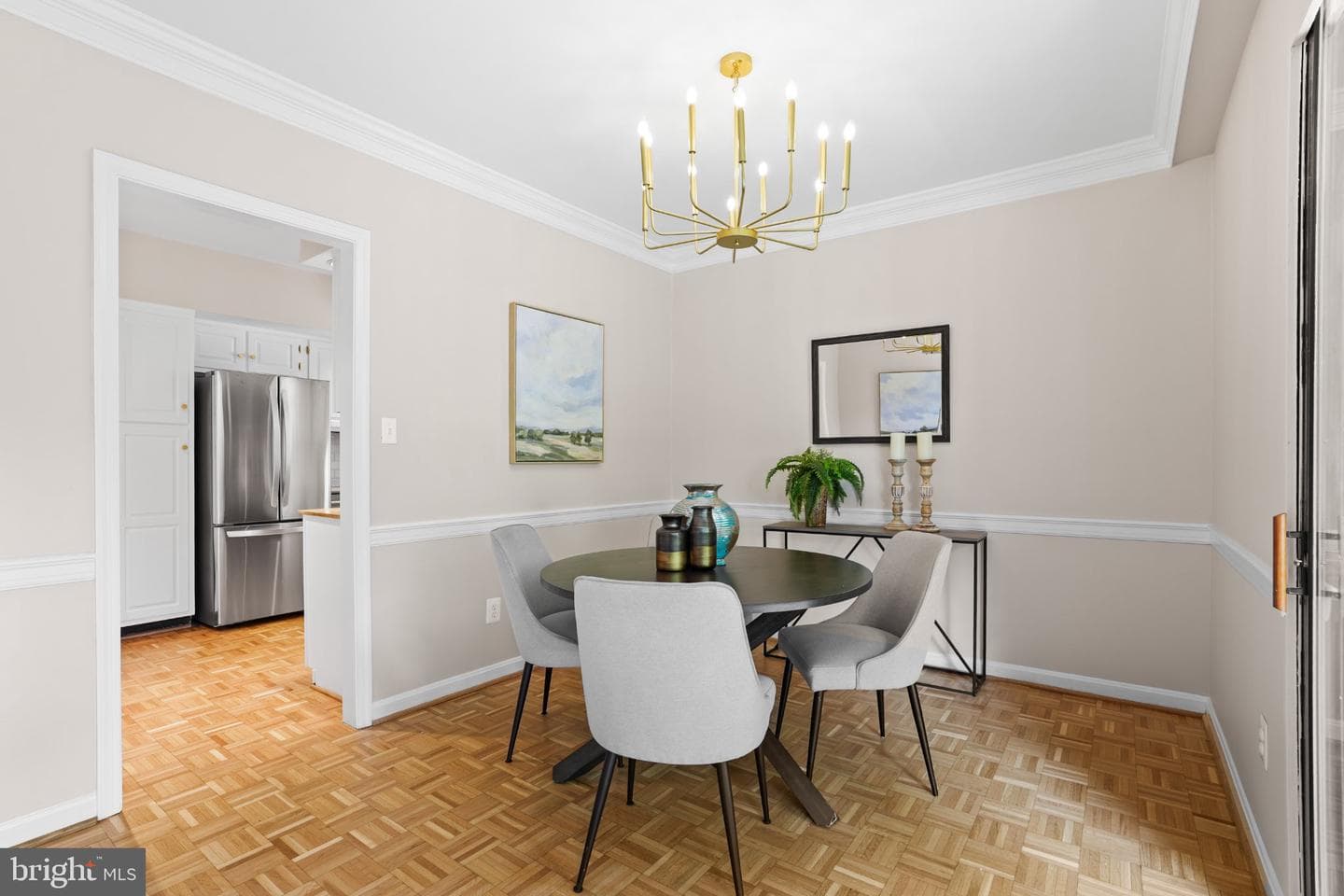 601 Wilkes Street #204 photo 14