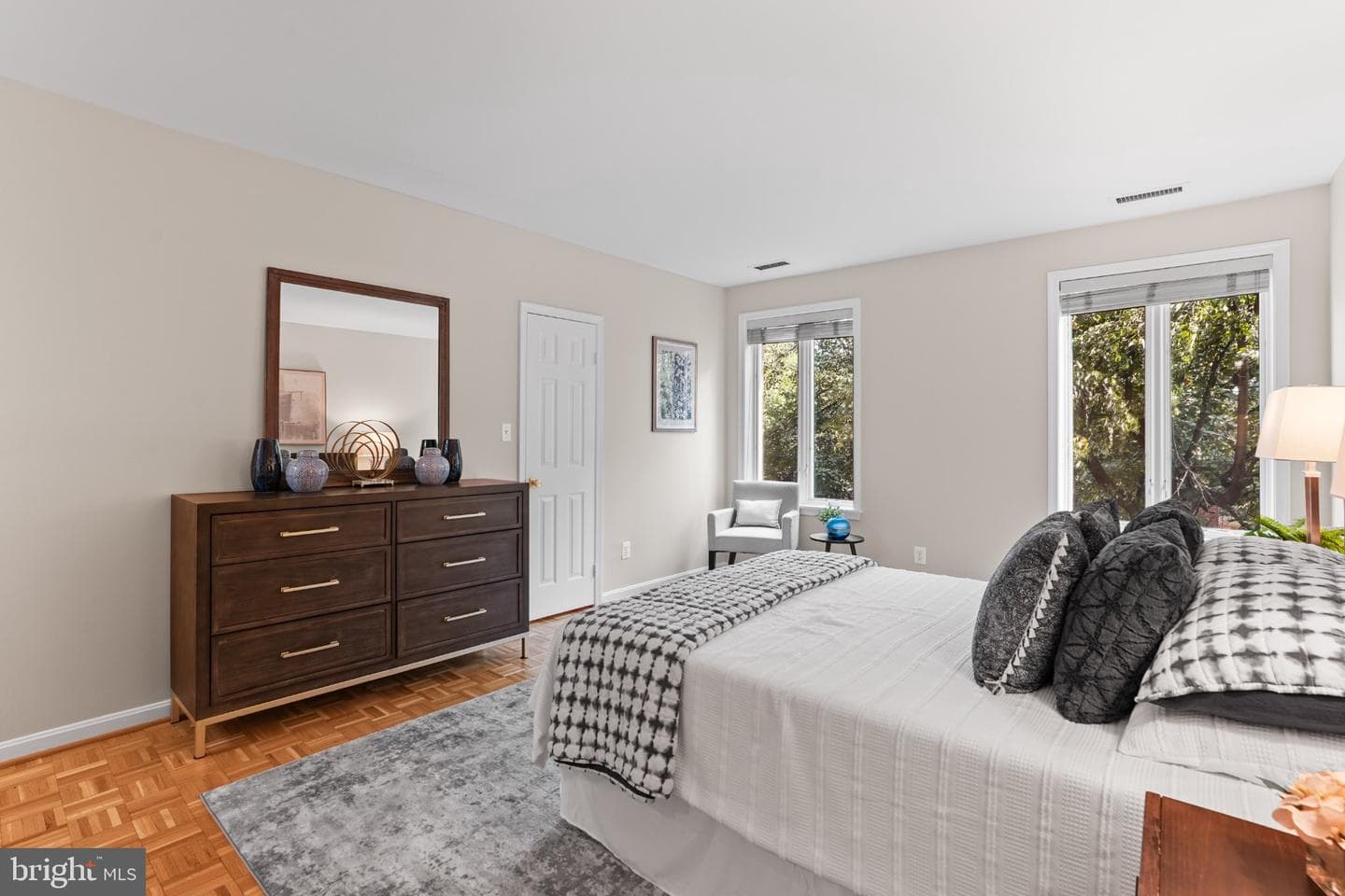 601 Wilkes Street #204 photo 24