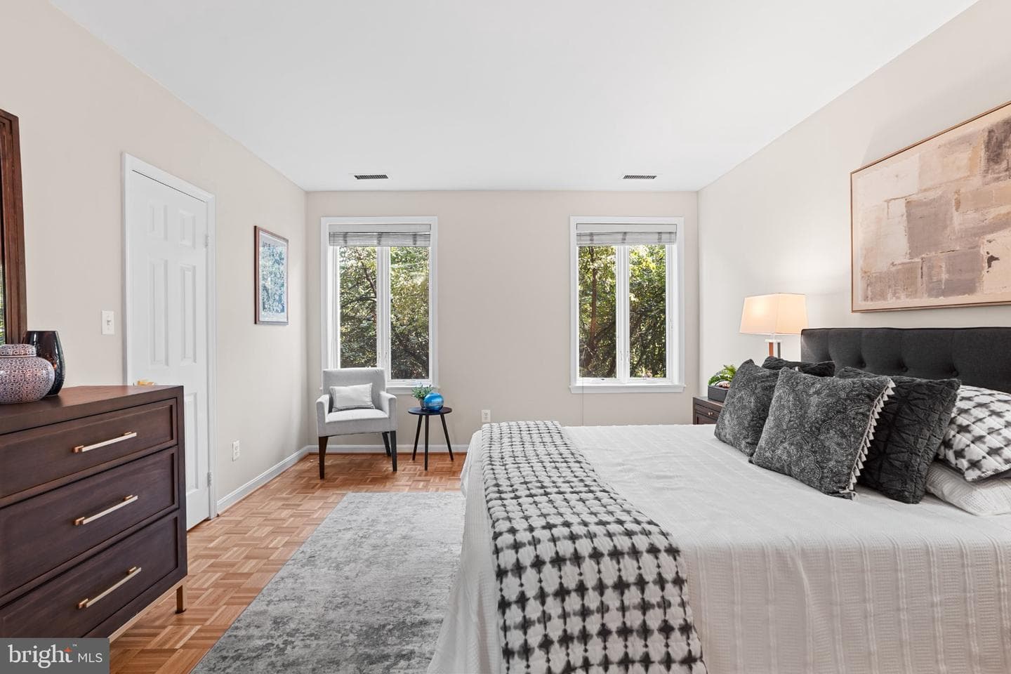 601 Wilkes Street #204 photo 25