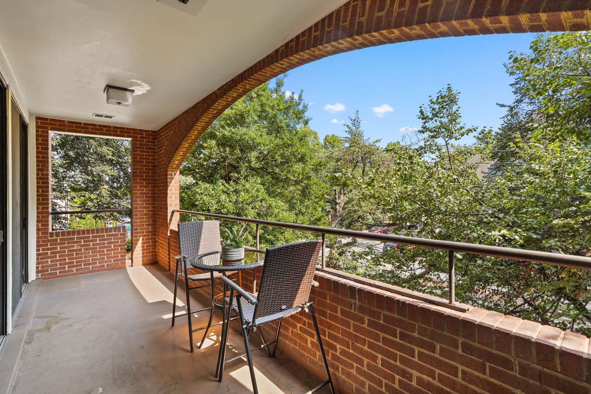 601 Wilkes Street #204 photo 9