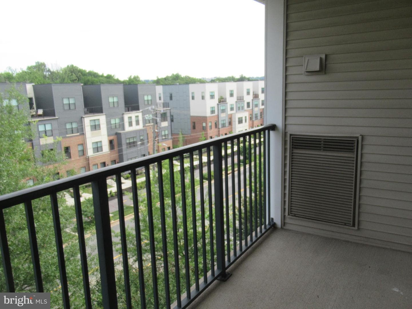 4850 Eisenhower Avenue #425 photo 15