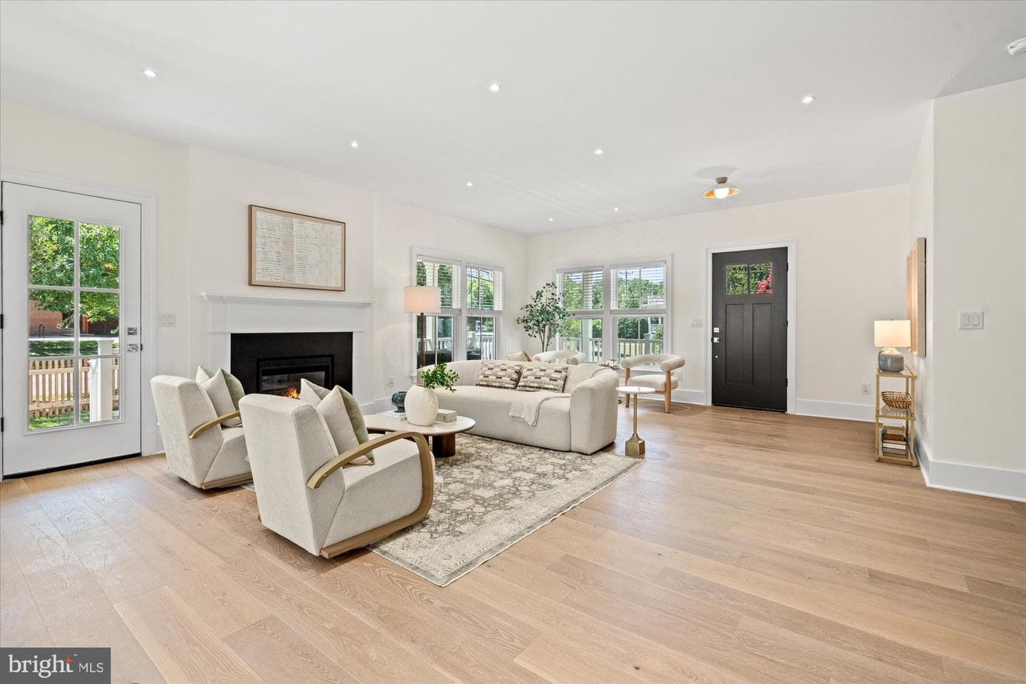 28 W Chapman Street photo 6