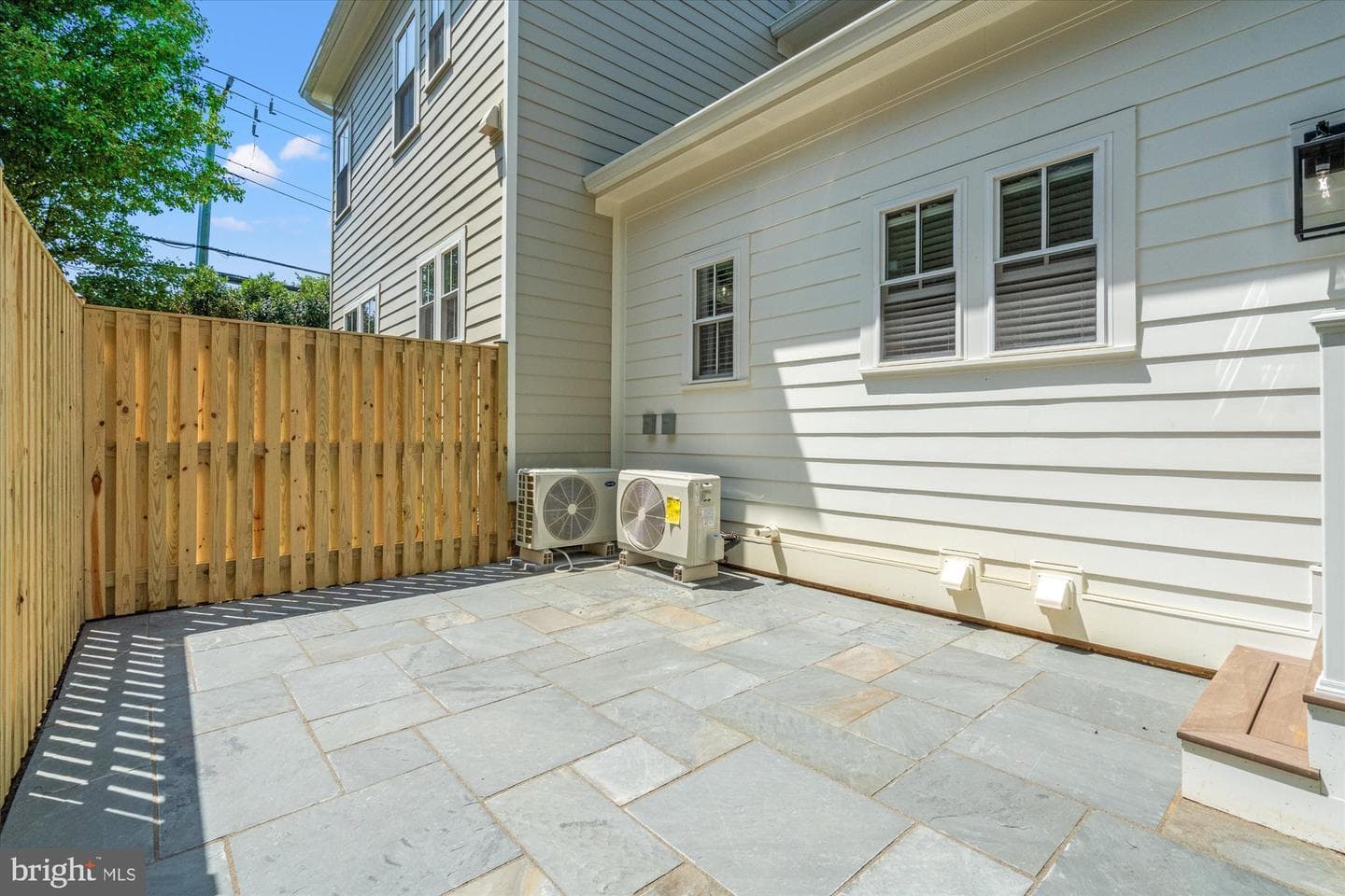 26 W Chapman Street photo 41