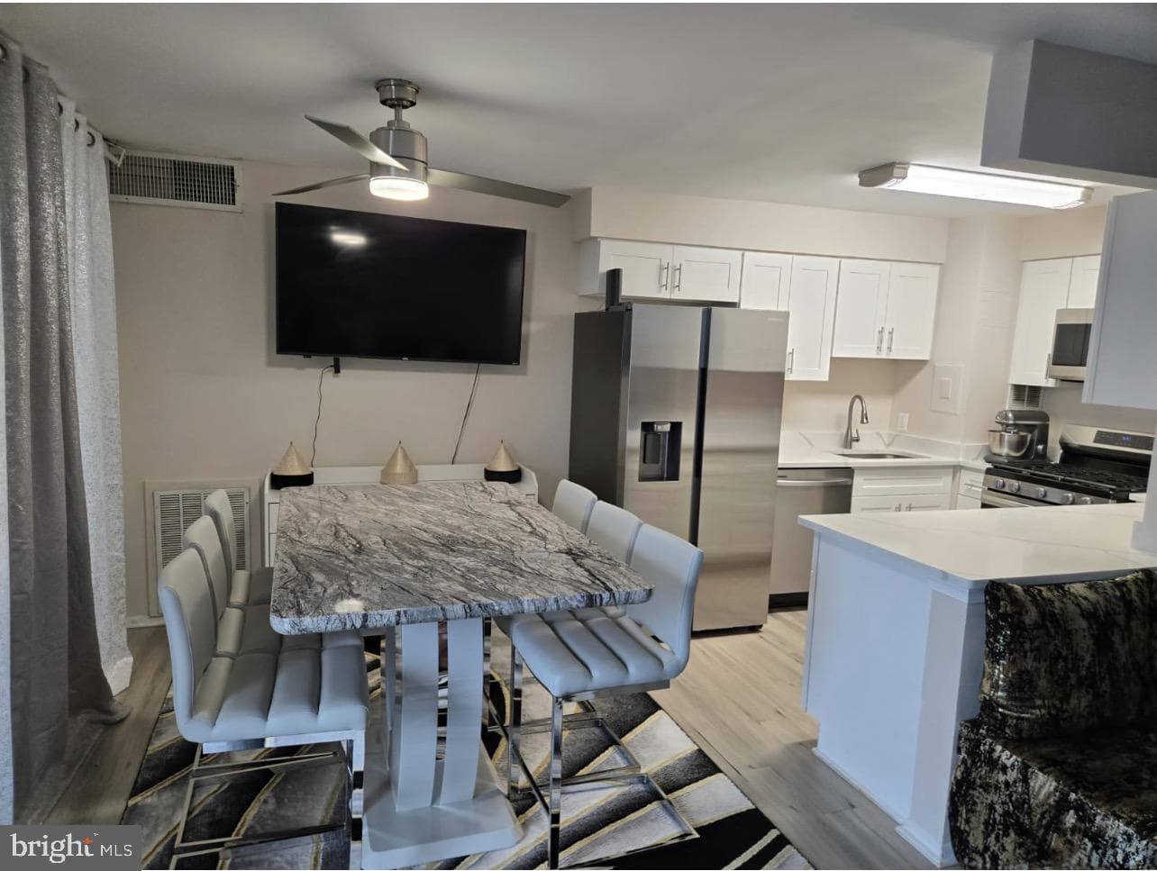 16 S Van Dorn St # 607 photo 7