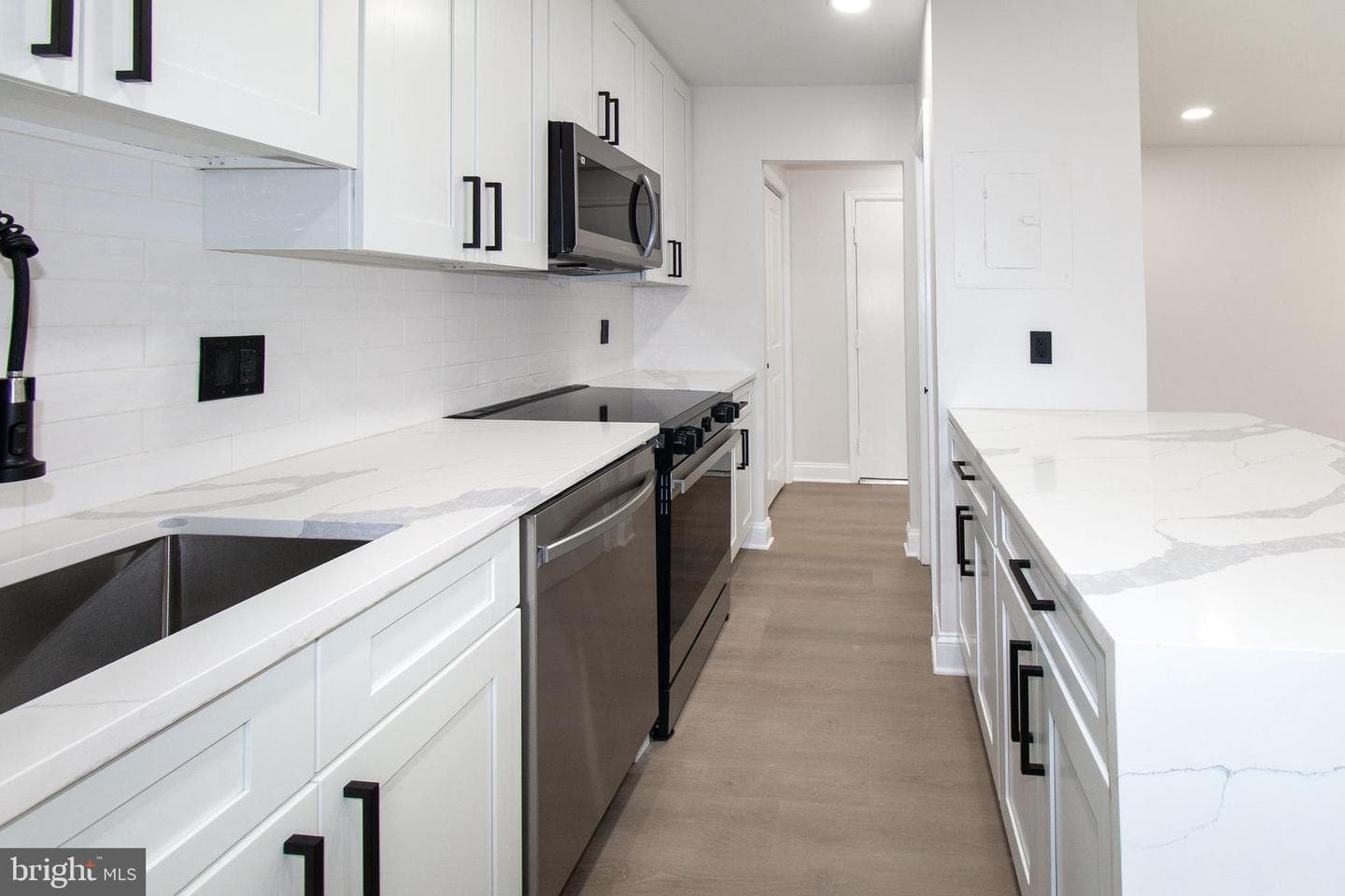 3320 S 28th Street #402 photo 4