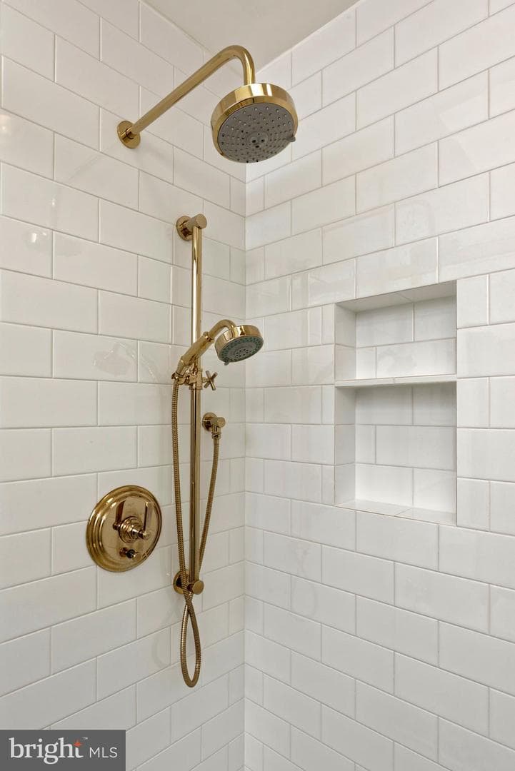 624 S Saint Asaph Street photo 27