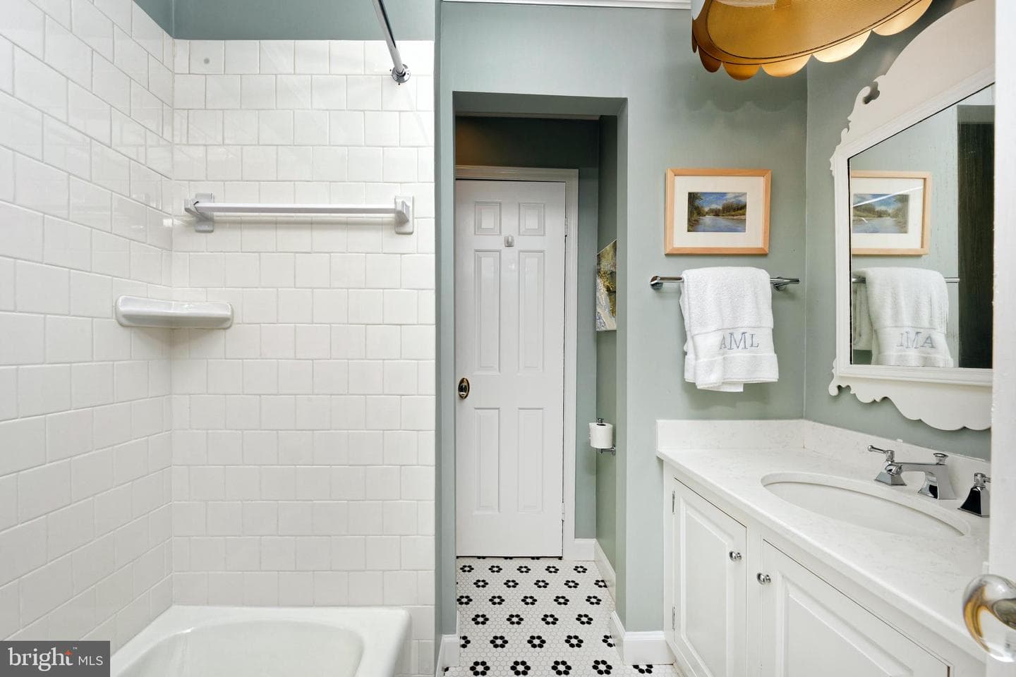 624 S Saint Asaph Street photo 31