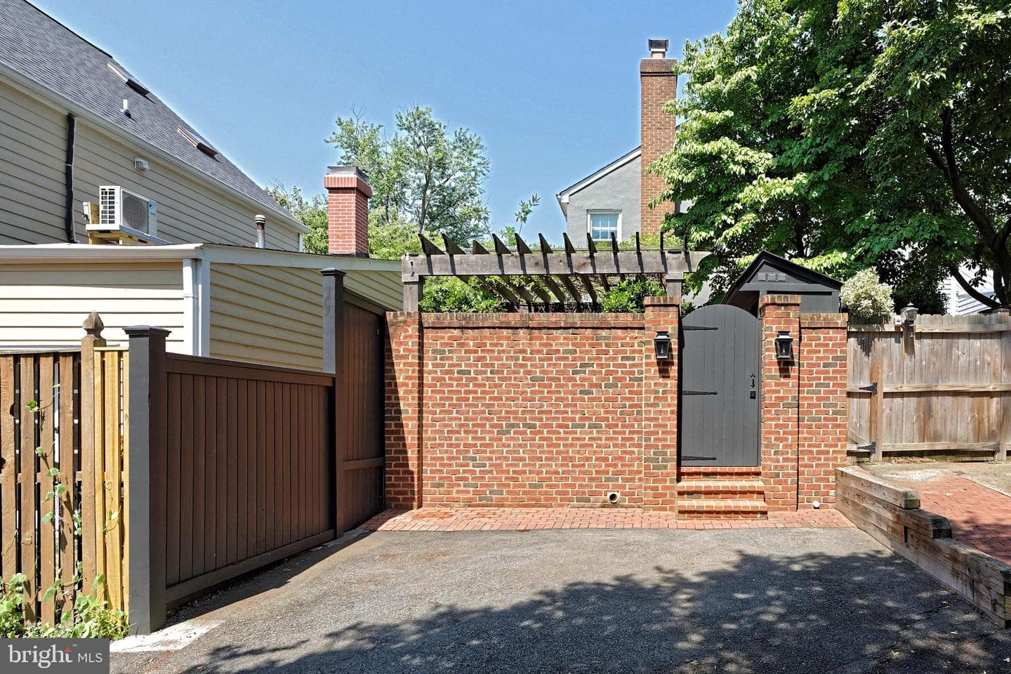 624 S Saint Asaph Street photo 51