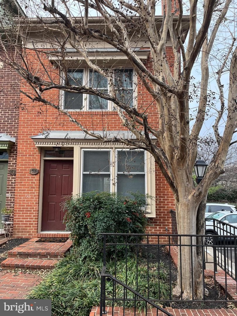 1533 Oronoco Street photo 26