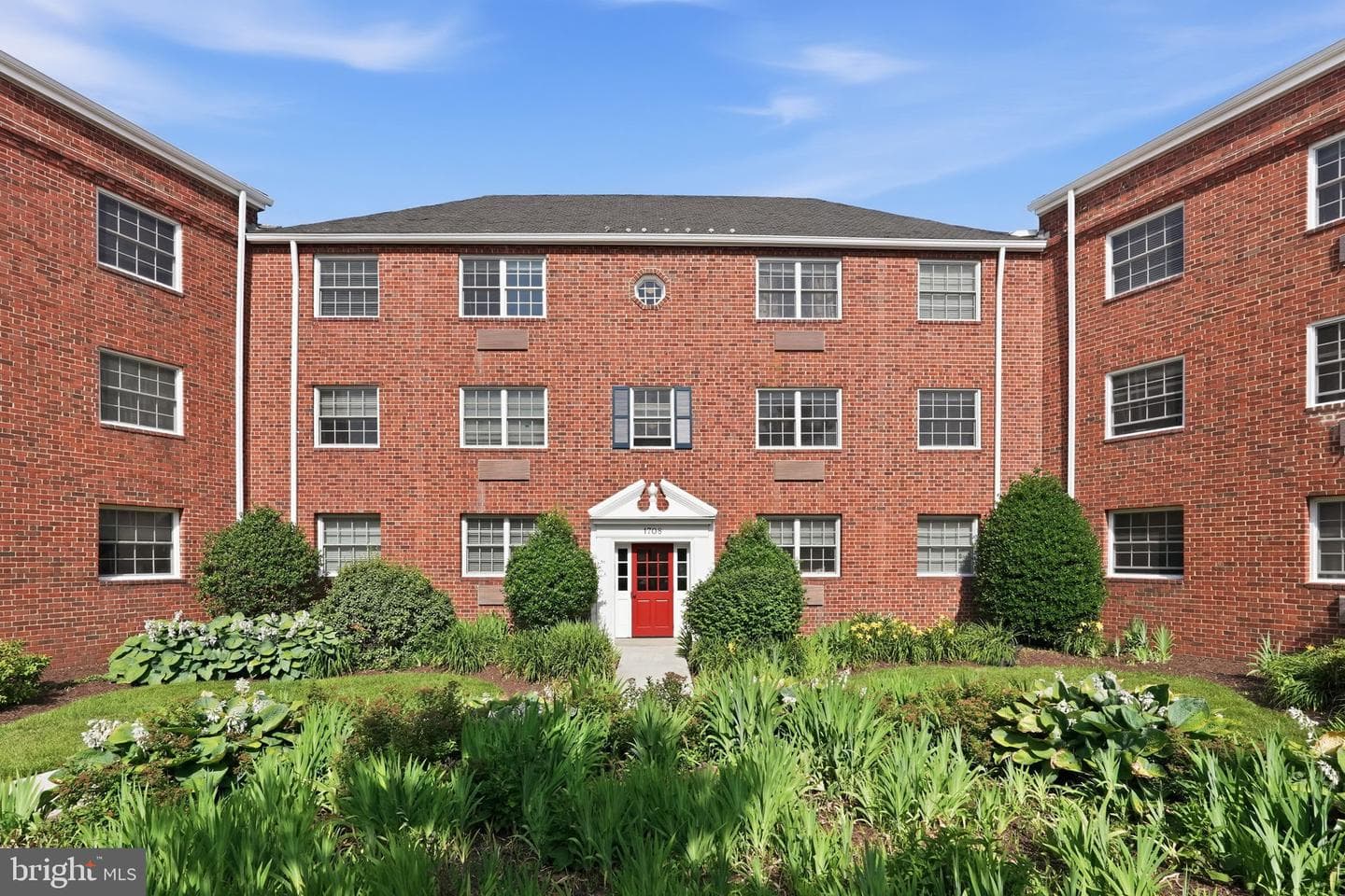 1708 W Abingdon Drive #202, Alexandria