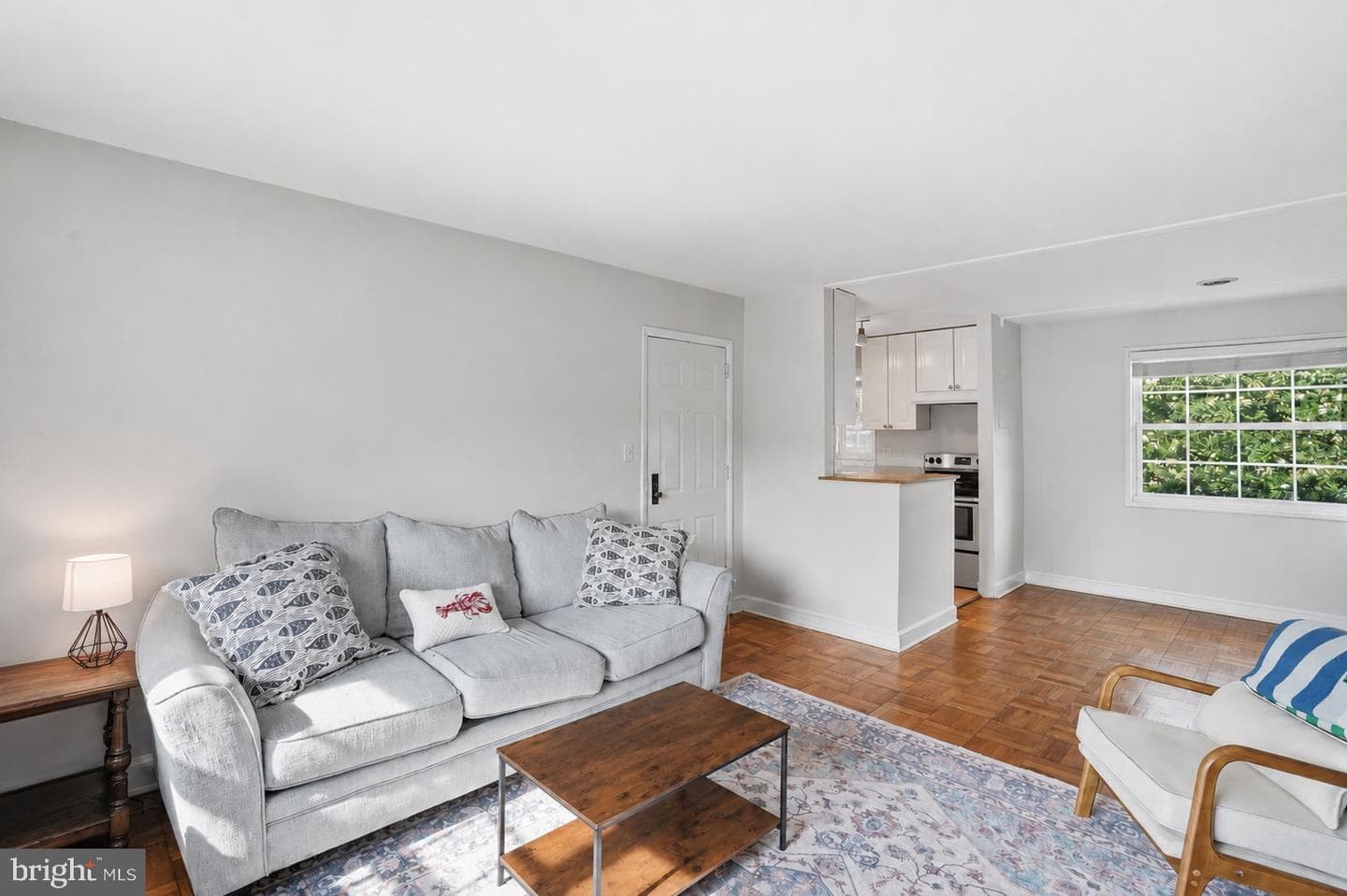 1708 W Abingdon Drive #202 photo 5