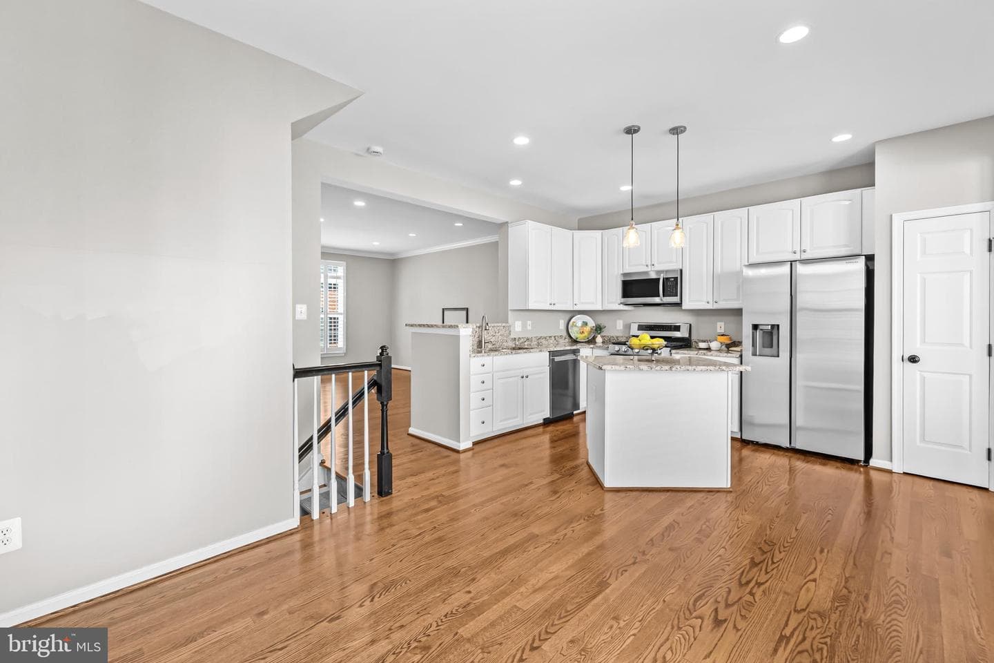 5011 Waple Lane photo 22