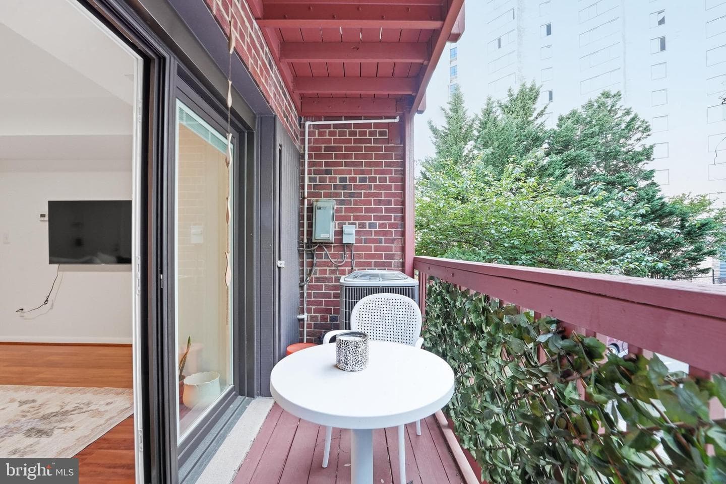 49 Skyhill Road #204 photo 17