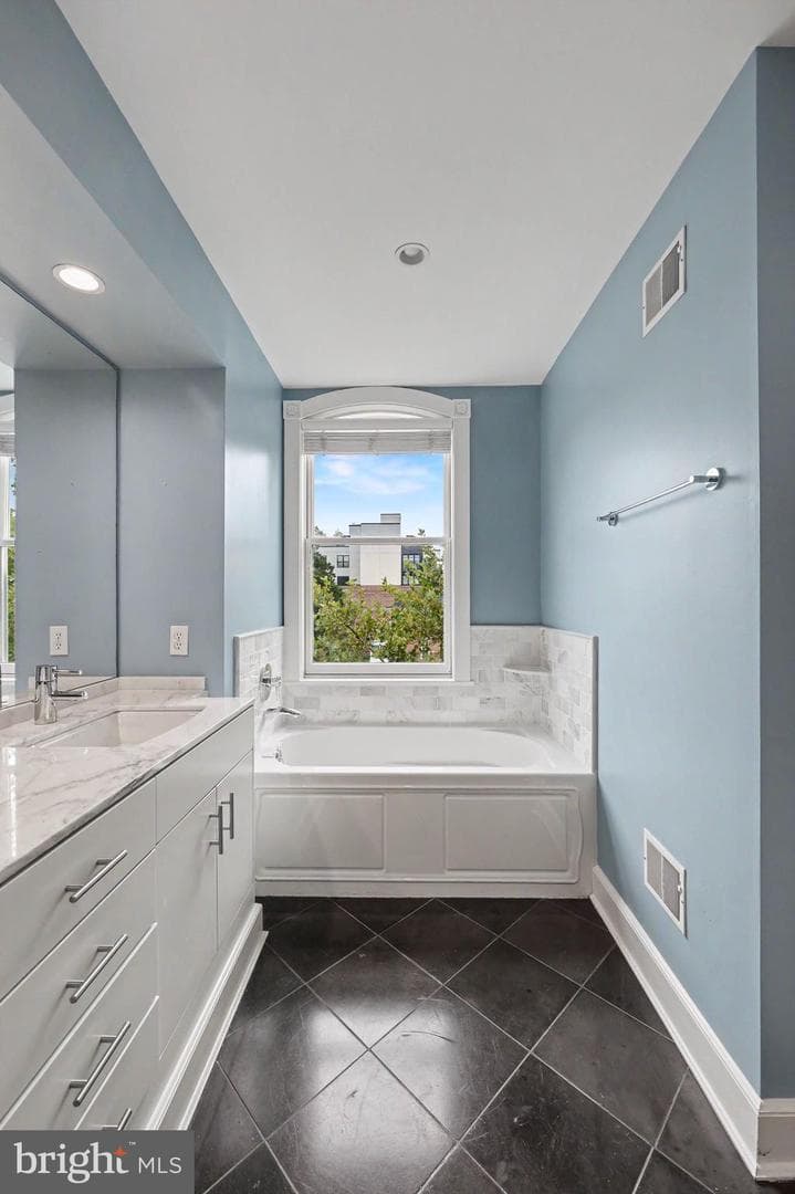 910 Powhatan Street #303s photo 15